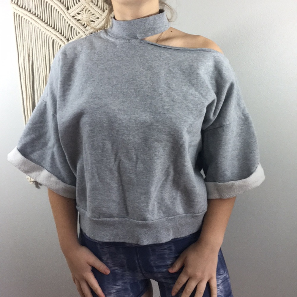 Two by Vince Camuto grey crew cold shoulder Sz XL - Picture 6 of 8